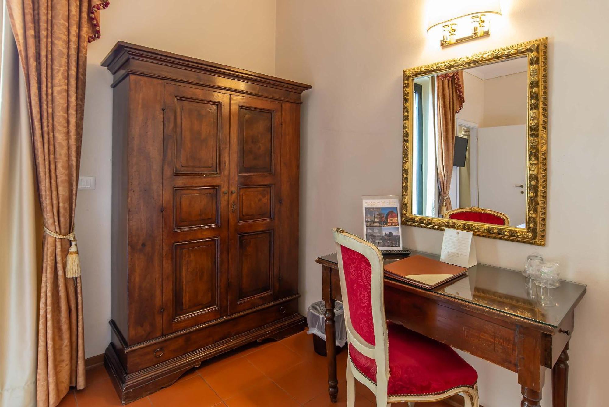 Hotel Machiavelli Palace Florence Exterior photo